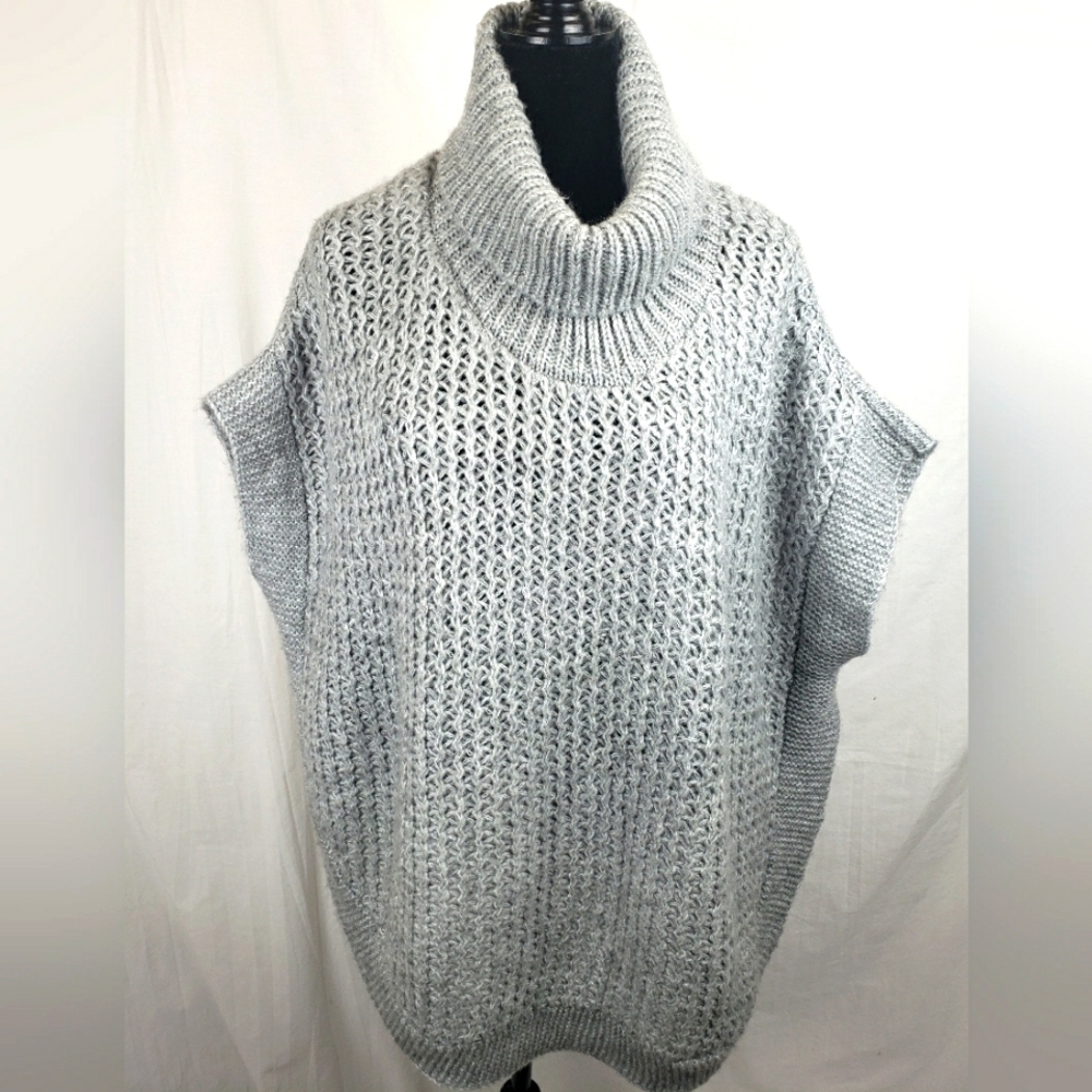 Lauren Conrad Gray Sweater Poncho One Size Fits Most